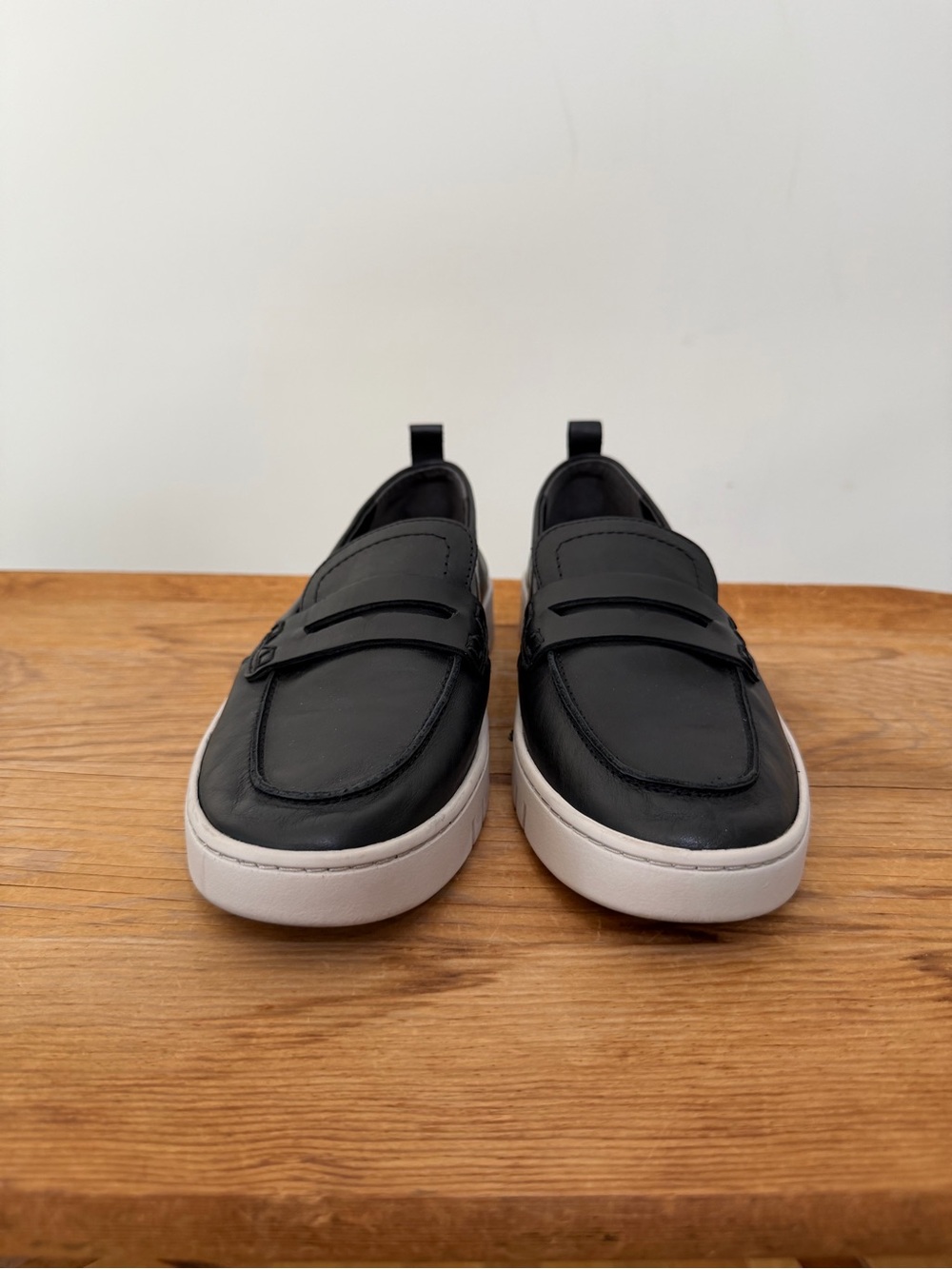 Vionic Uptown Loafers Black Leather Shoes Slip On Casual Comfort Women’s 7.5 - Picture 4 of 8